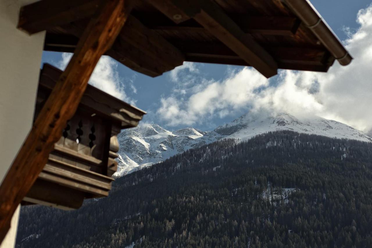 Hotel Alpina Superior Pettneu am Arlberg Esterno foto