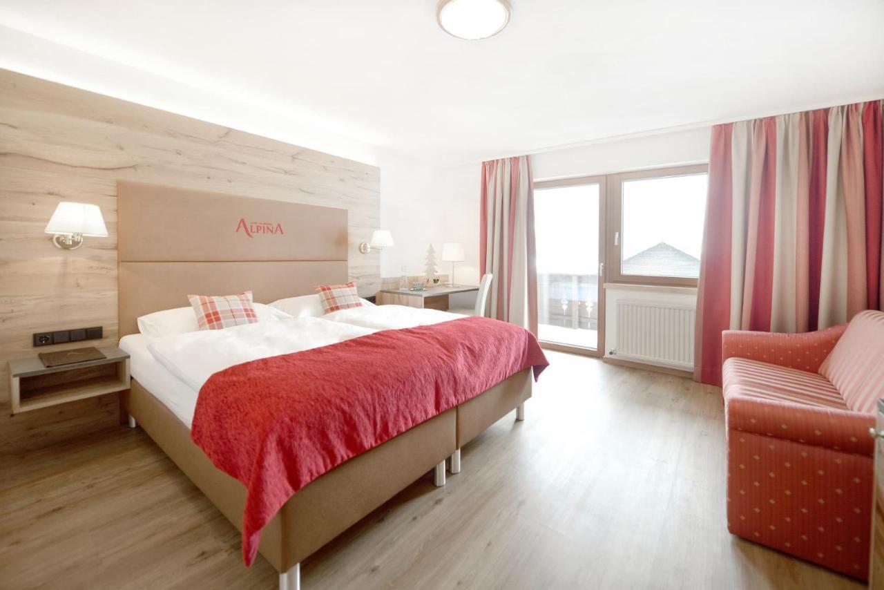 Hotel Alpina Superior Pettneu am Arlberg Esterno foto