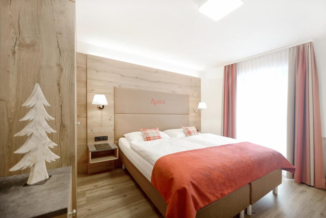 Hotel Alpina Superior Pettneu am Arlberg Esterno foto