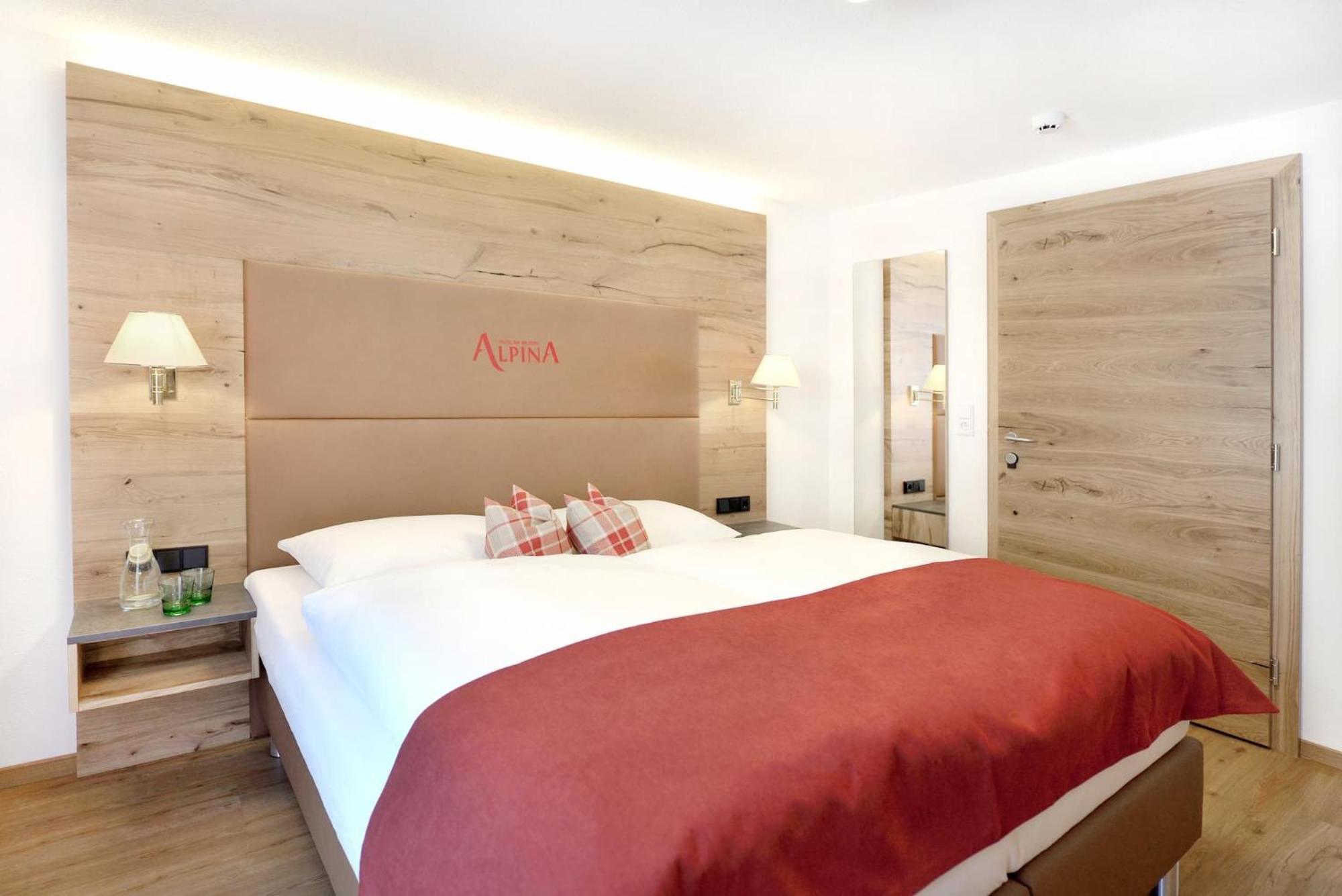 Hotel Alpina Superior Pettneu am Arlberg Esterno foto